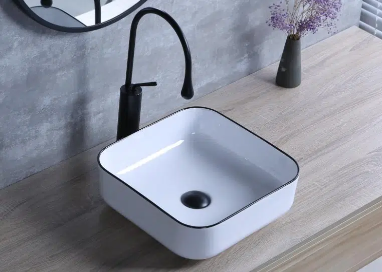Chậu lavabo dương bàn cao cấp vành đen LV 8079