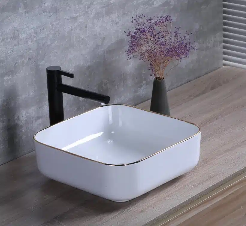 Chậu lavabo dương bàn cao cấp viền vàng LV8081