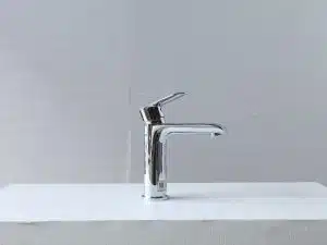 Vòi Rửa Mặt Nóng Lạnh Cao Cấp V-219DA [20cm]