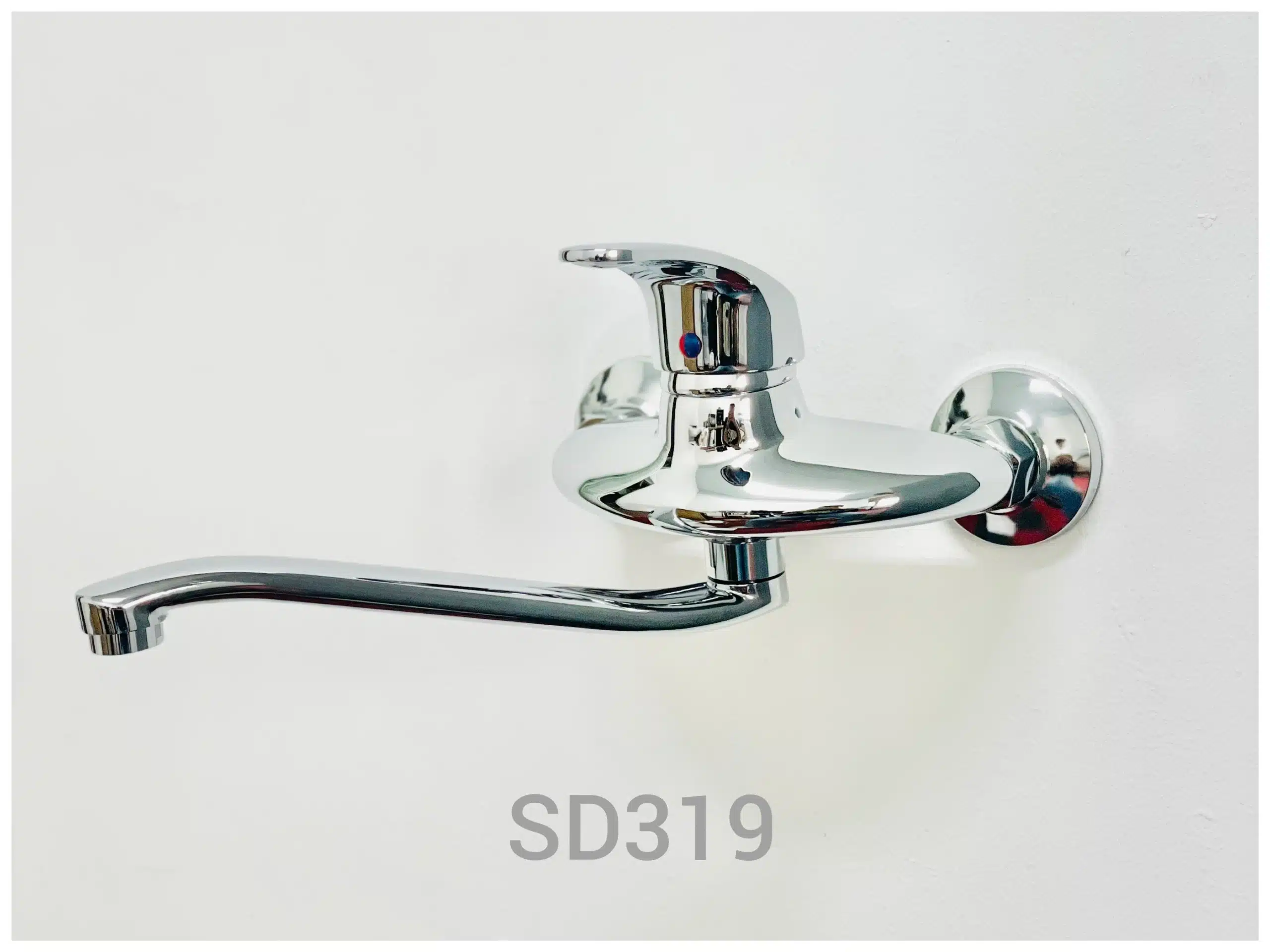 VÒI RỬA BÁT NÓNG LẠNH SD319