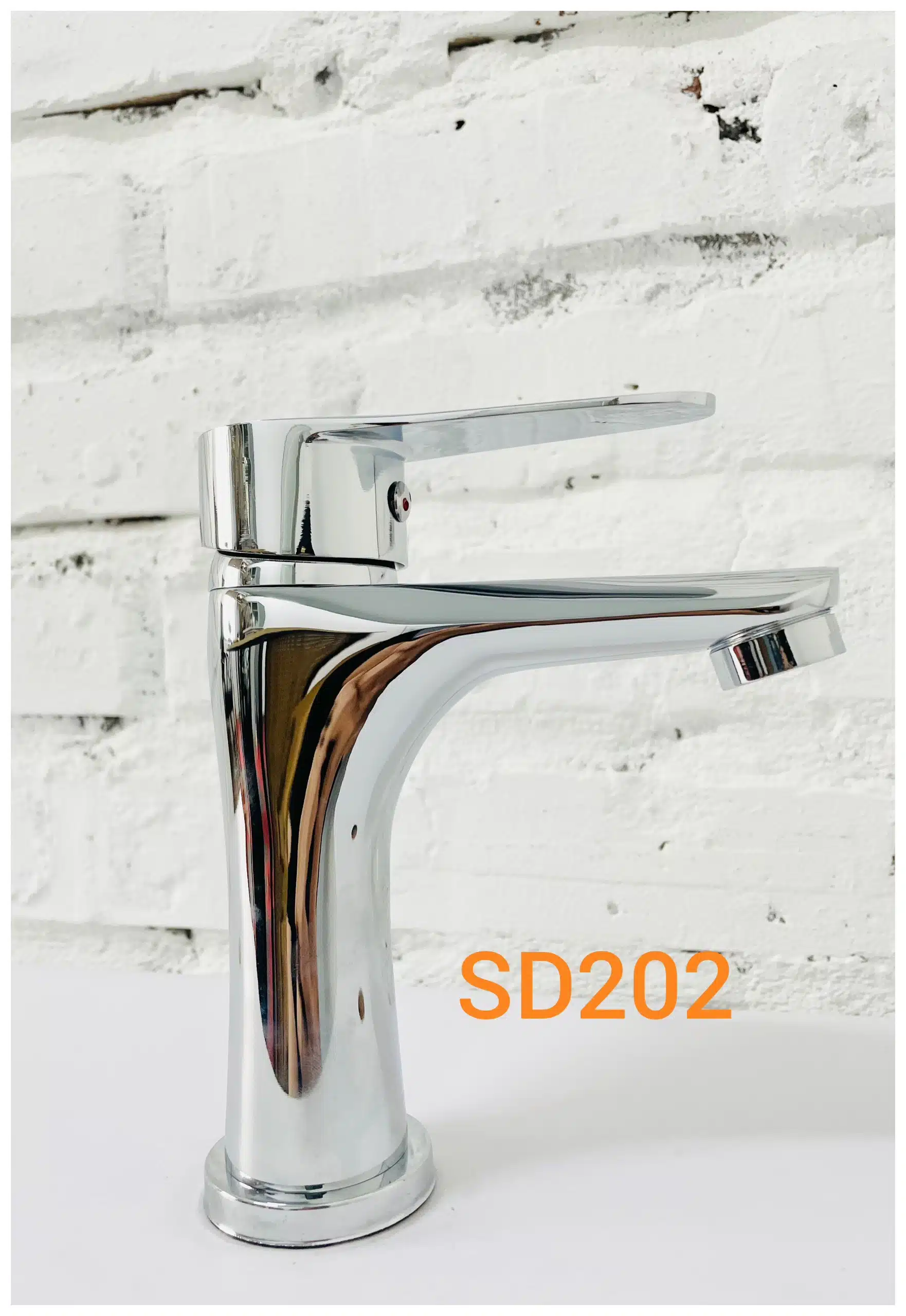 VÒI LAVABO NÓNG LẠNH KC. SD202