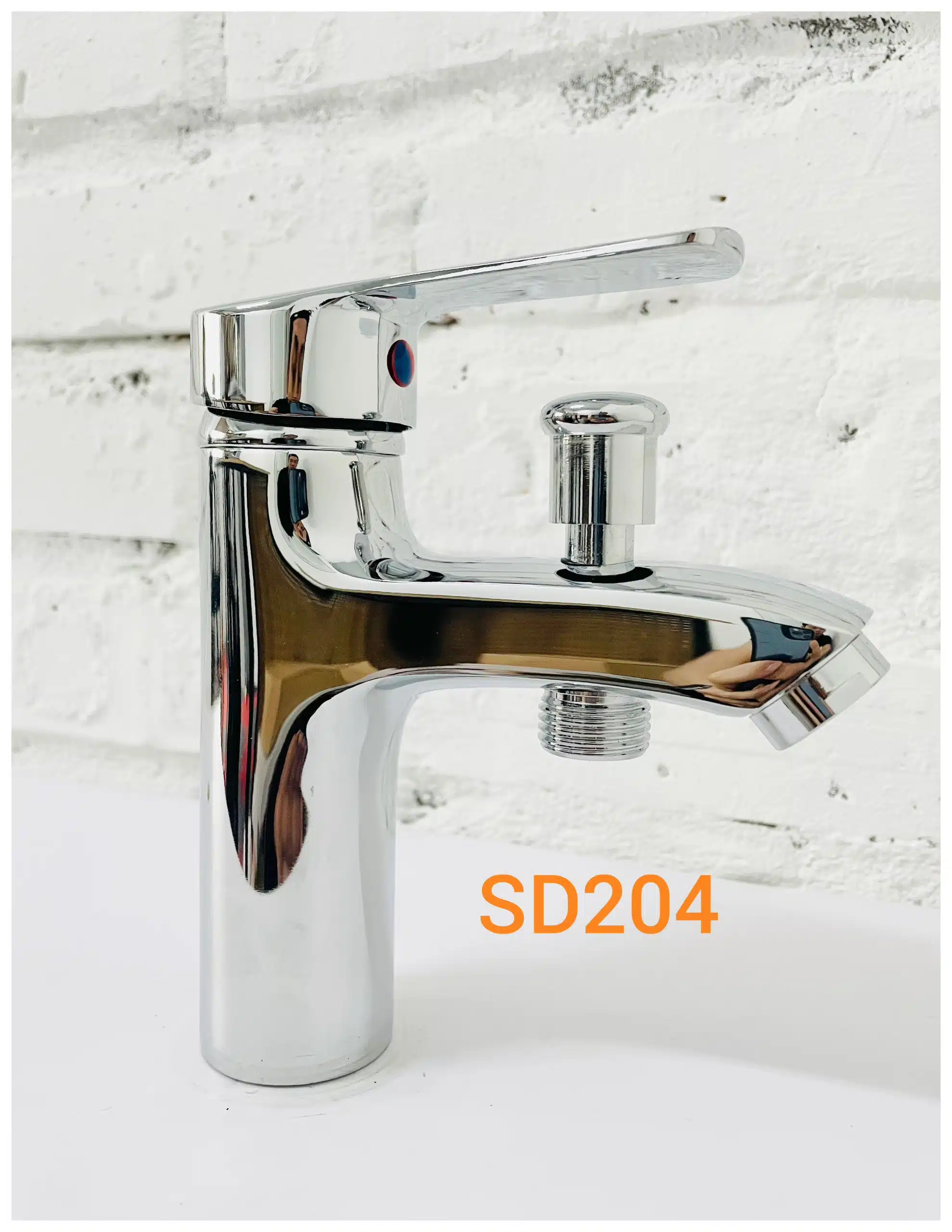 VÒI LAVABO NÓNG LẠNH KC. SD204